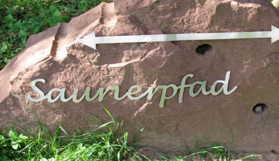 Schild Saurierpfad